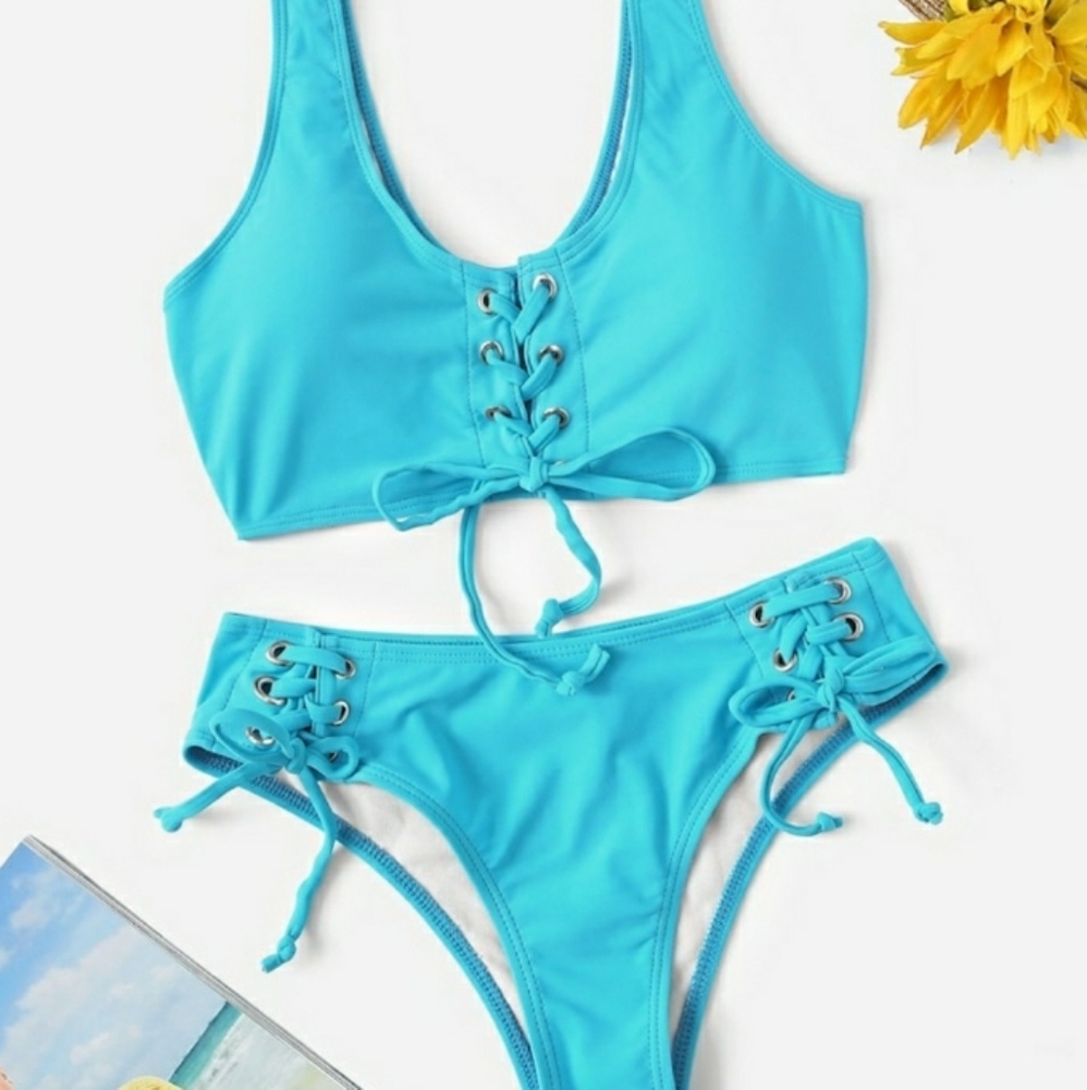 Lace-up bikini set